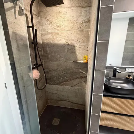 3-bedroom Villa, Jacuzzi, Near Bordeaux Semesterbostad Arbanats